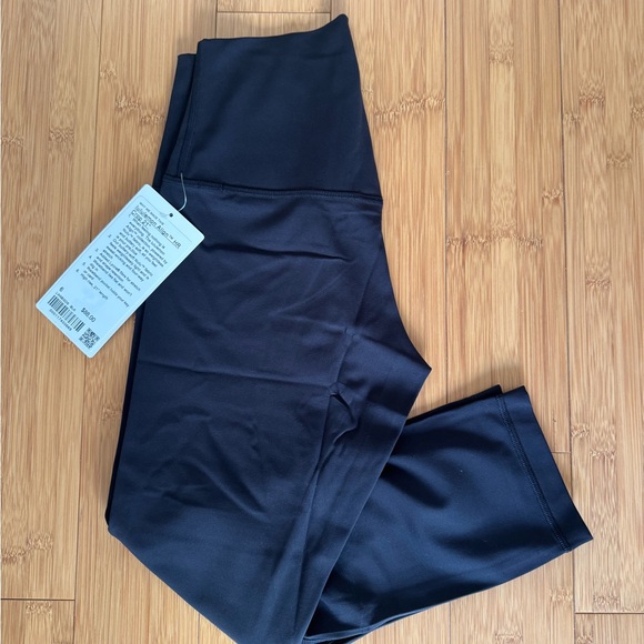 lululemon athletica Black Align HR Crop 21" - Picture 3 of 4
